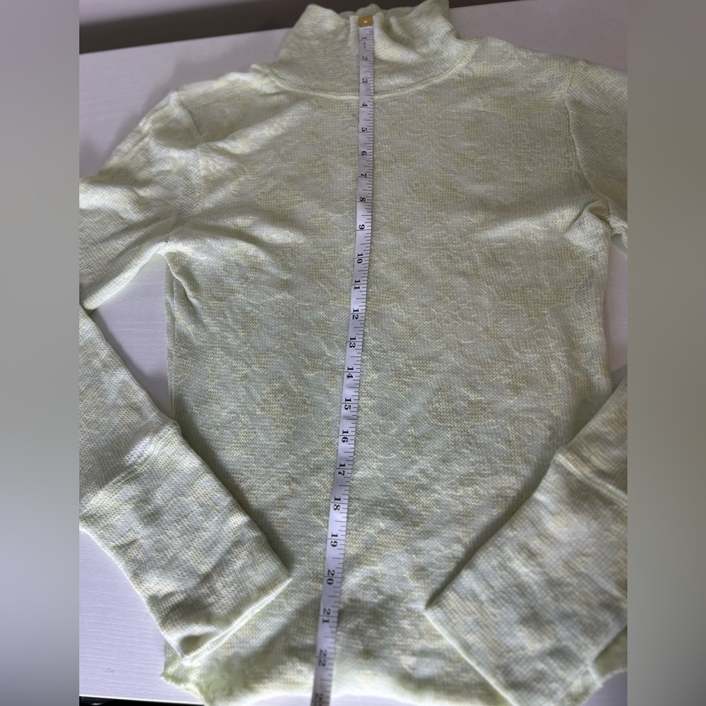 Free People You & I Turtleneck Top NWOT - Picture 10 of 11